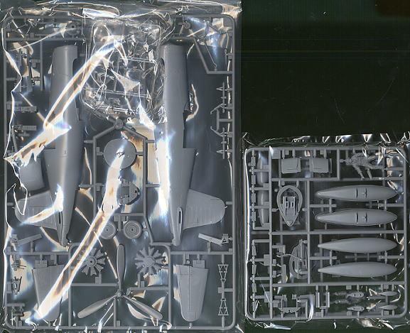 ﹬ ɻ 61070 F4U-1Aս