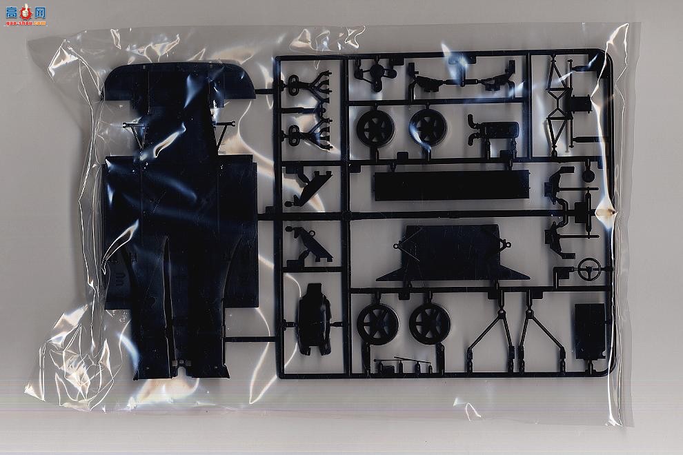 �﹬ ���� 24310 ����SAUBER-MERCEDES C9 1988