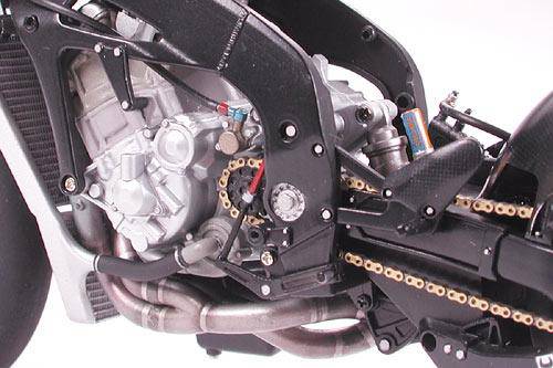 �﹬ Ħ�� 14104 ������YZR-M1 50����US������ɫ��