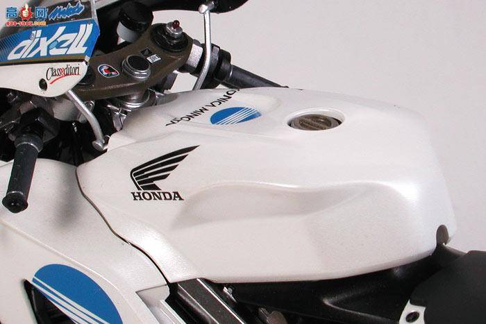 �﹬ Ħ�� 14107 ����RC211V 06��KONICA MINOLTA��ɫ