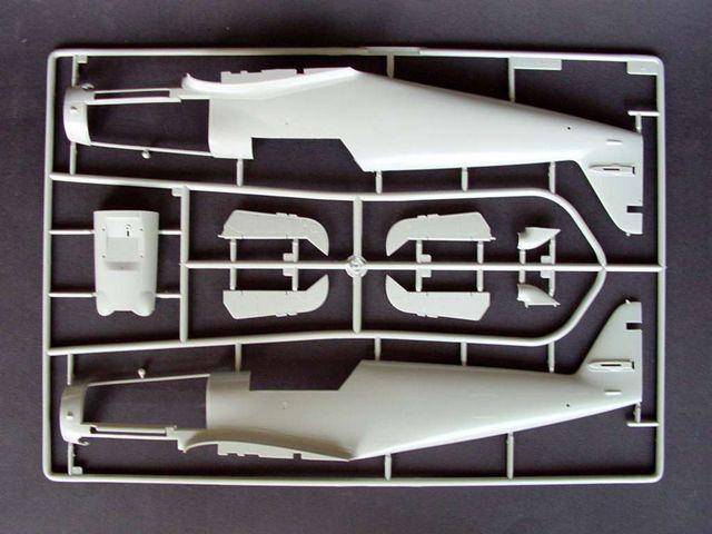 С���� �ɻ� 02409 �¹�Bf109 G-10��