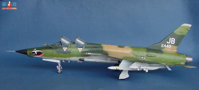 С ɻ 02202 F-105GҰ߻