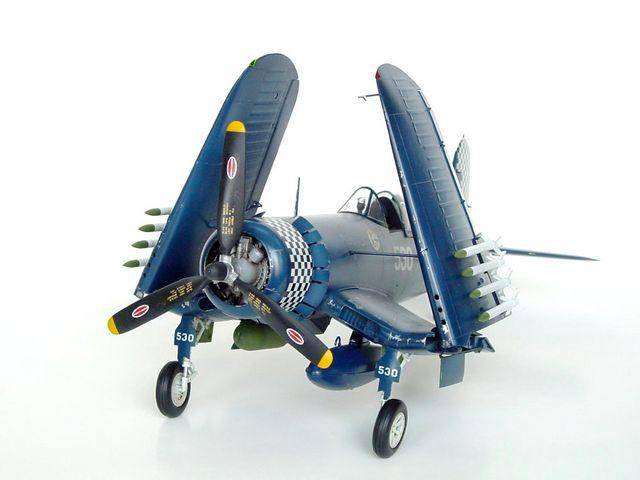 С ɻ 02221 F4U-1D
