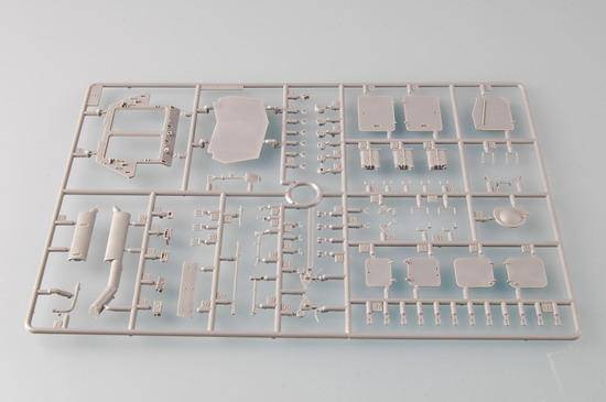 С���� װ�׳� 00349 ��������½ս�� LAV-25