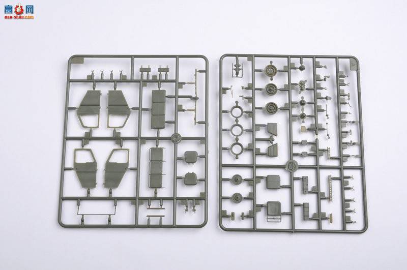 С  02327 UAZ-469üճ