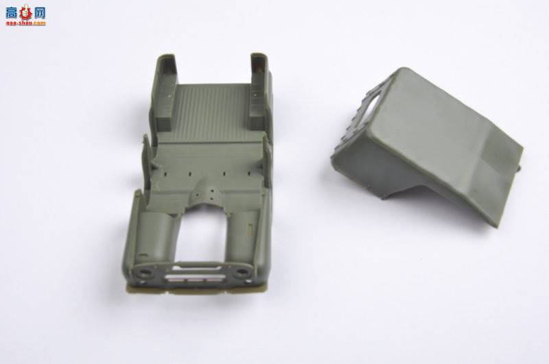 С  02327 UAZ-469üճ