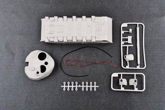 С���� ̹�� 05598 ����˹T-72B��ս̹��