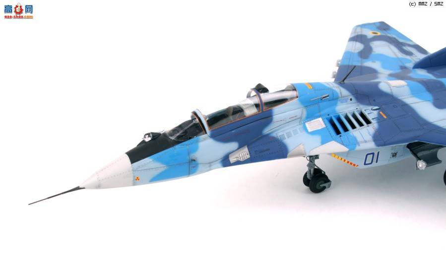 MIG-29UB �ڿ����վ���ά�� 32