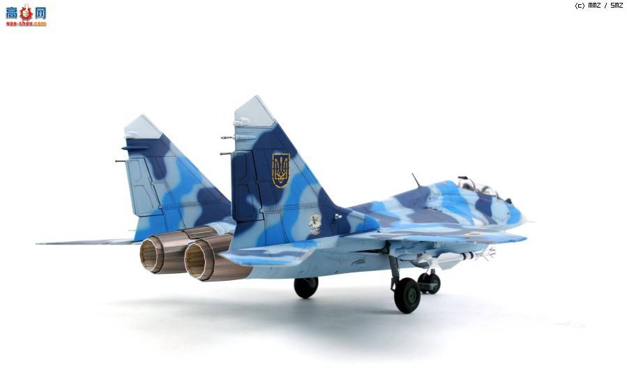 MIG-29UB �ڿ����վ���ά�� 32