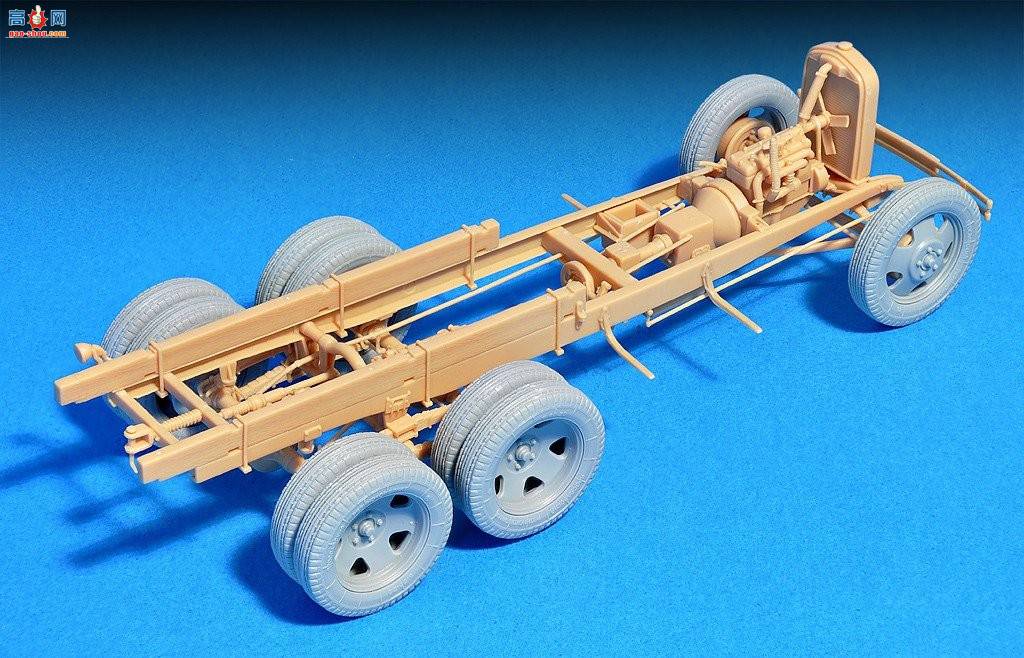 MiniArt  35127 GAZ-AAA ˿