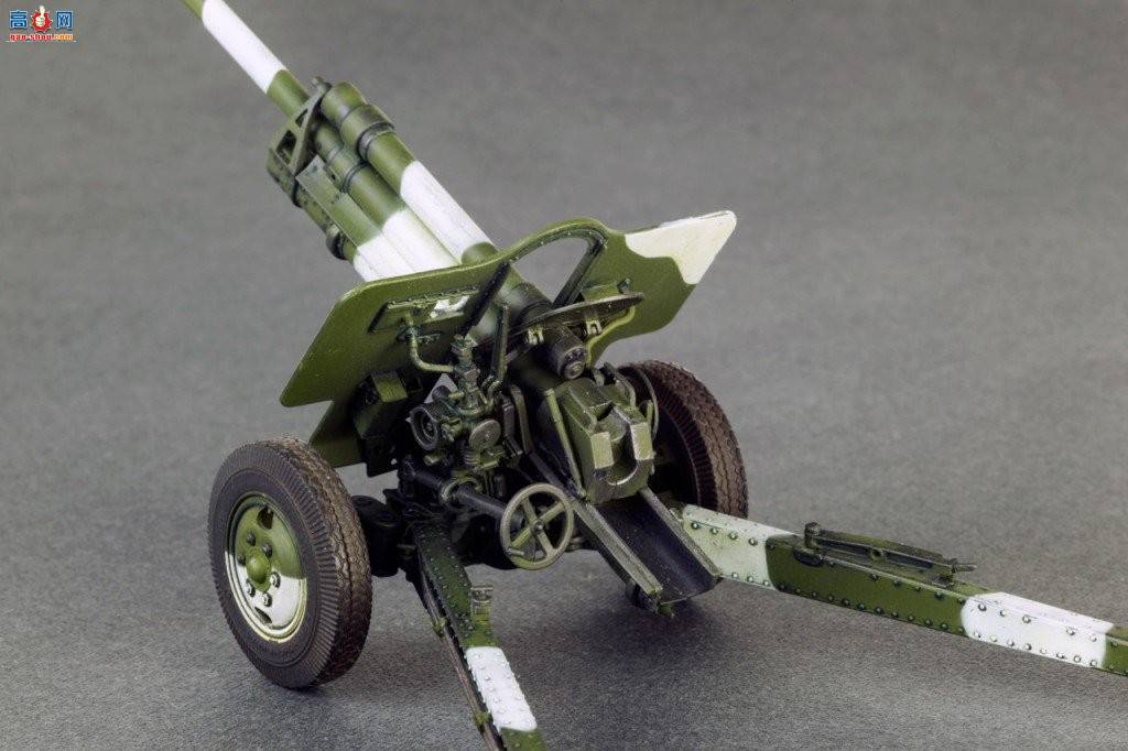 MiniArt  35129 սUSV-BR 76-mm  ǰ&amp;