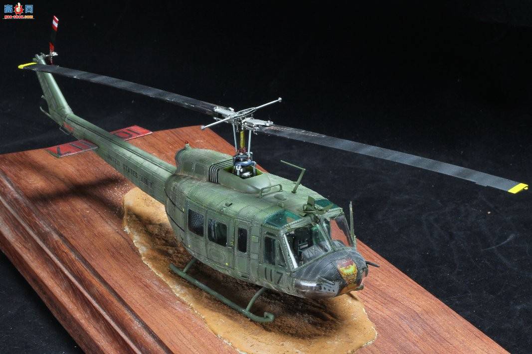 Сӥ  UH-1 ��ӥֱ����