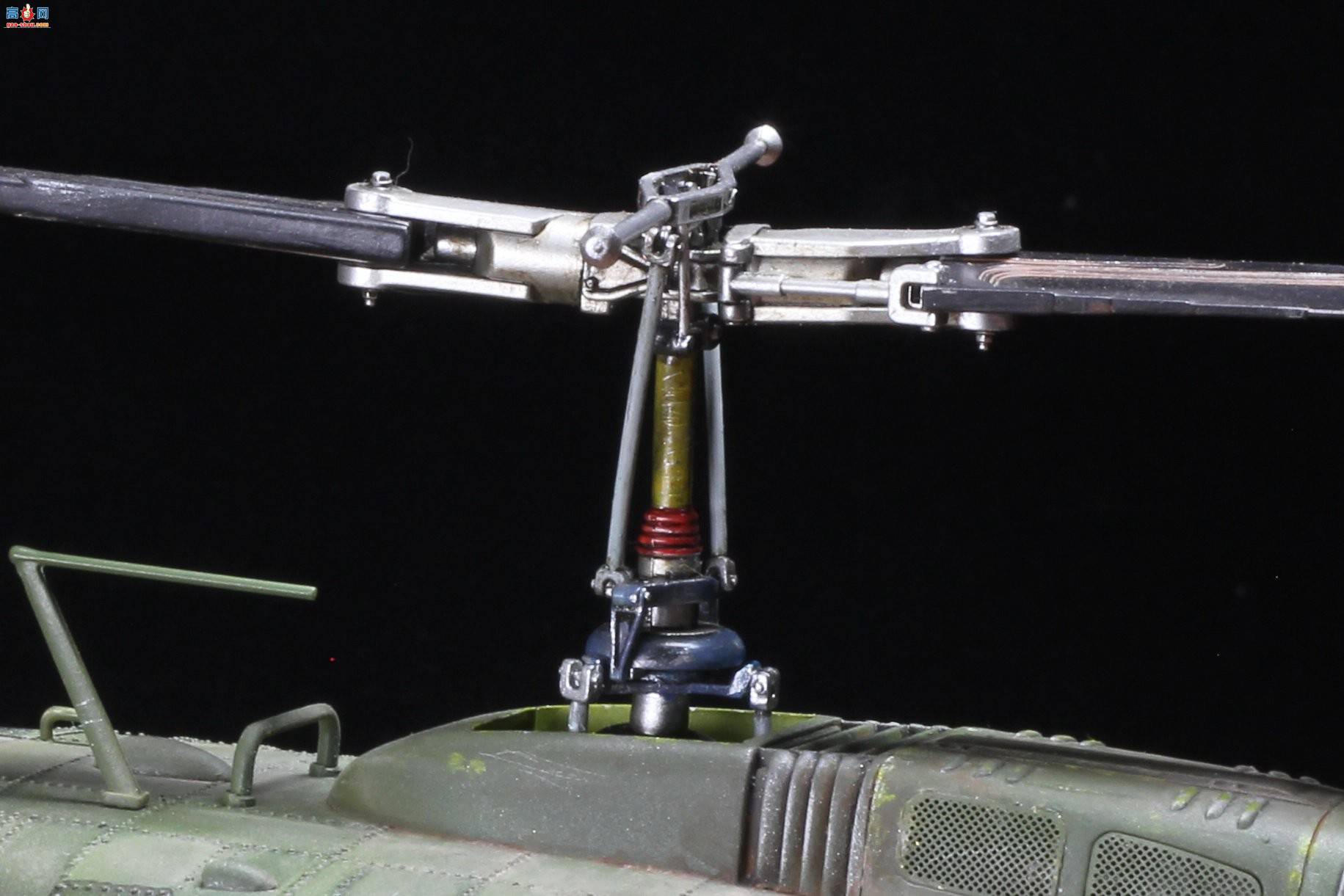 Сӥ  UH-1 ��ӥֱ����
