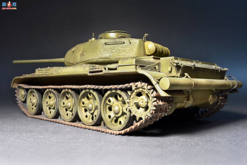 MiniArt ̹ 37002 T-44M ̹