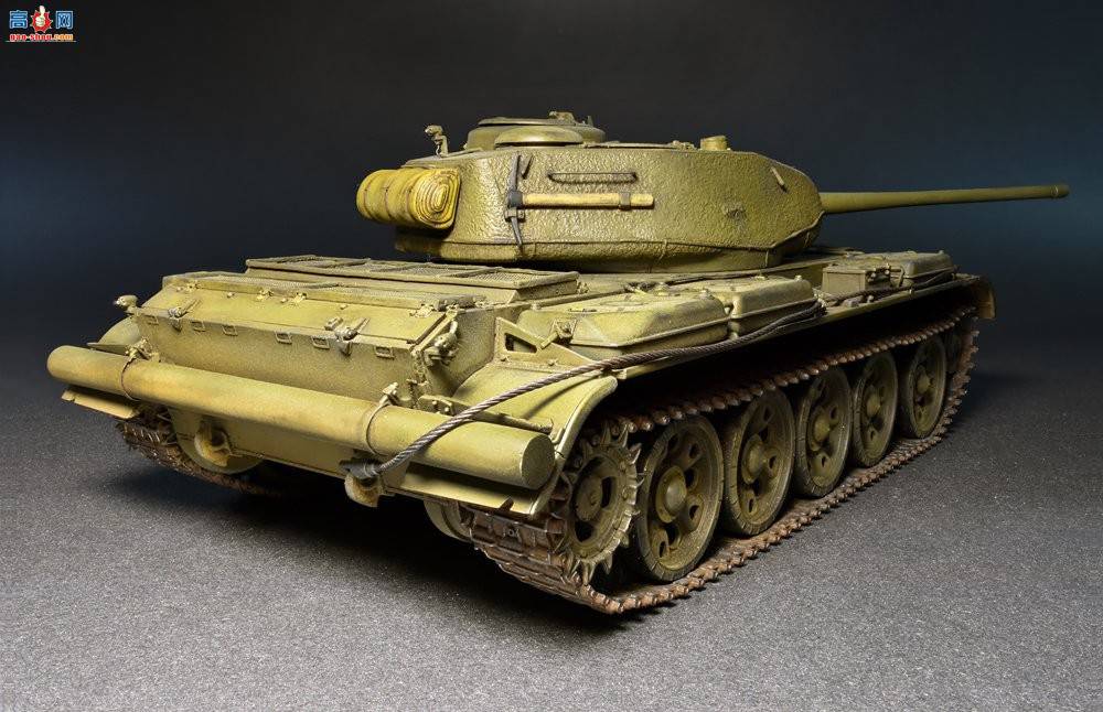 MiniArt ̹ 37002 T-44M ̹