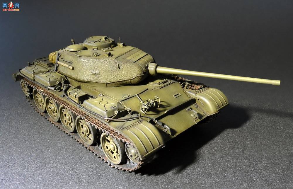 MiniArt ̹ 37002 T-44M ̹