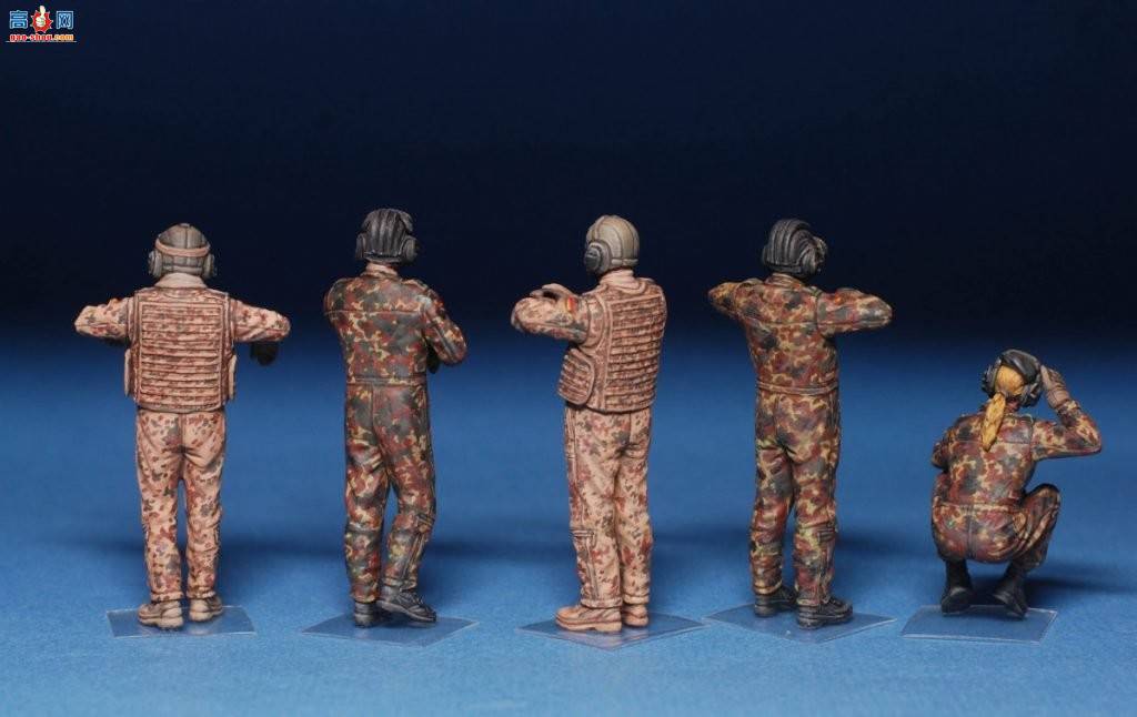 MiniArt ���� 37032 ��װ����̹�˳�Ա