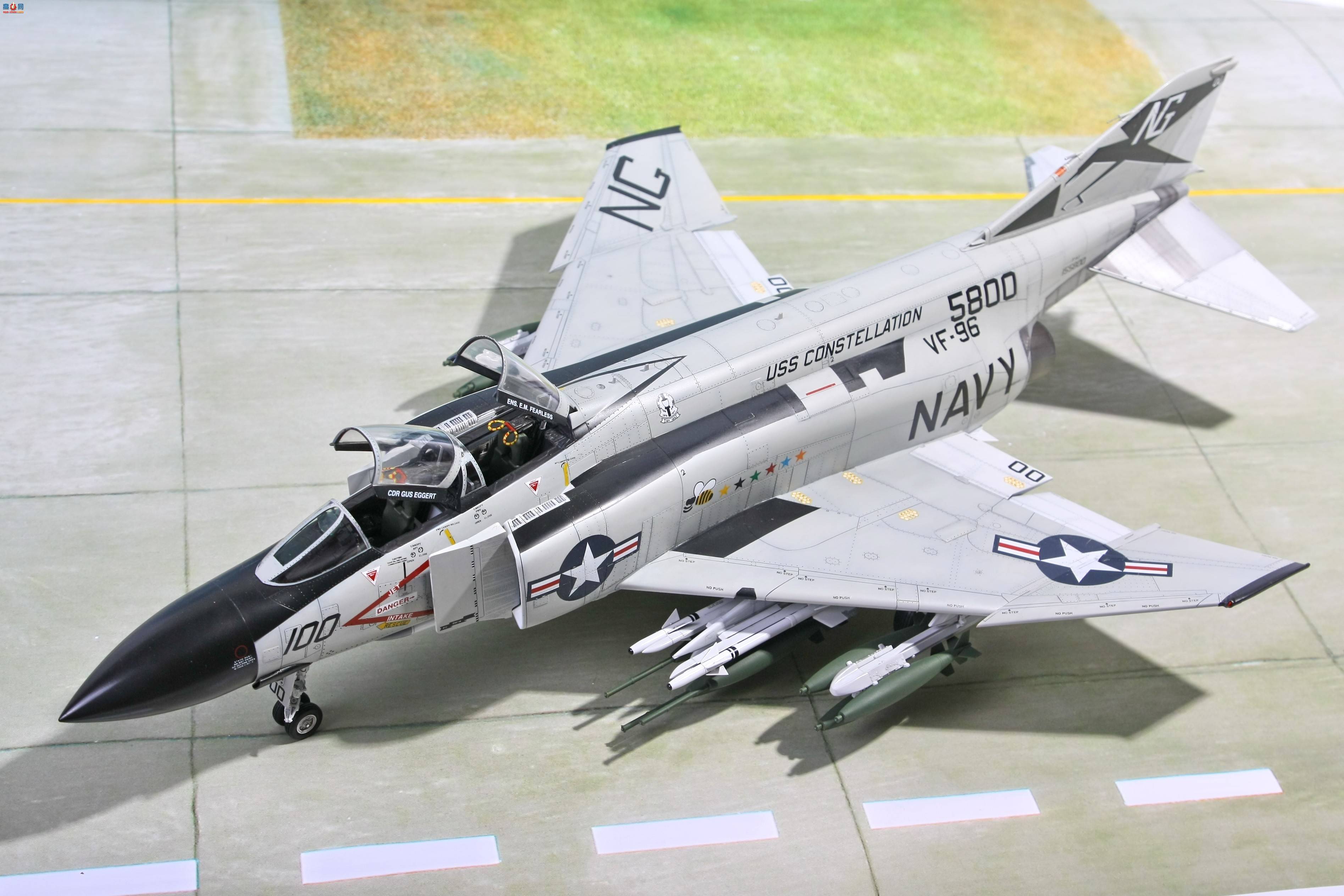 F-4J ս