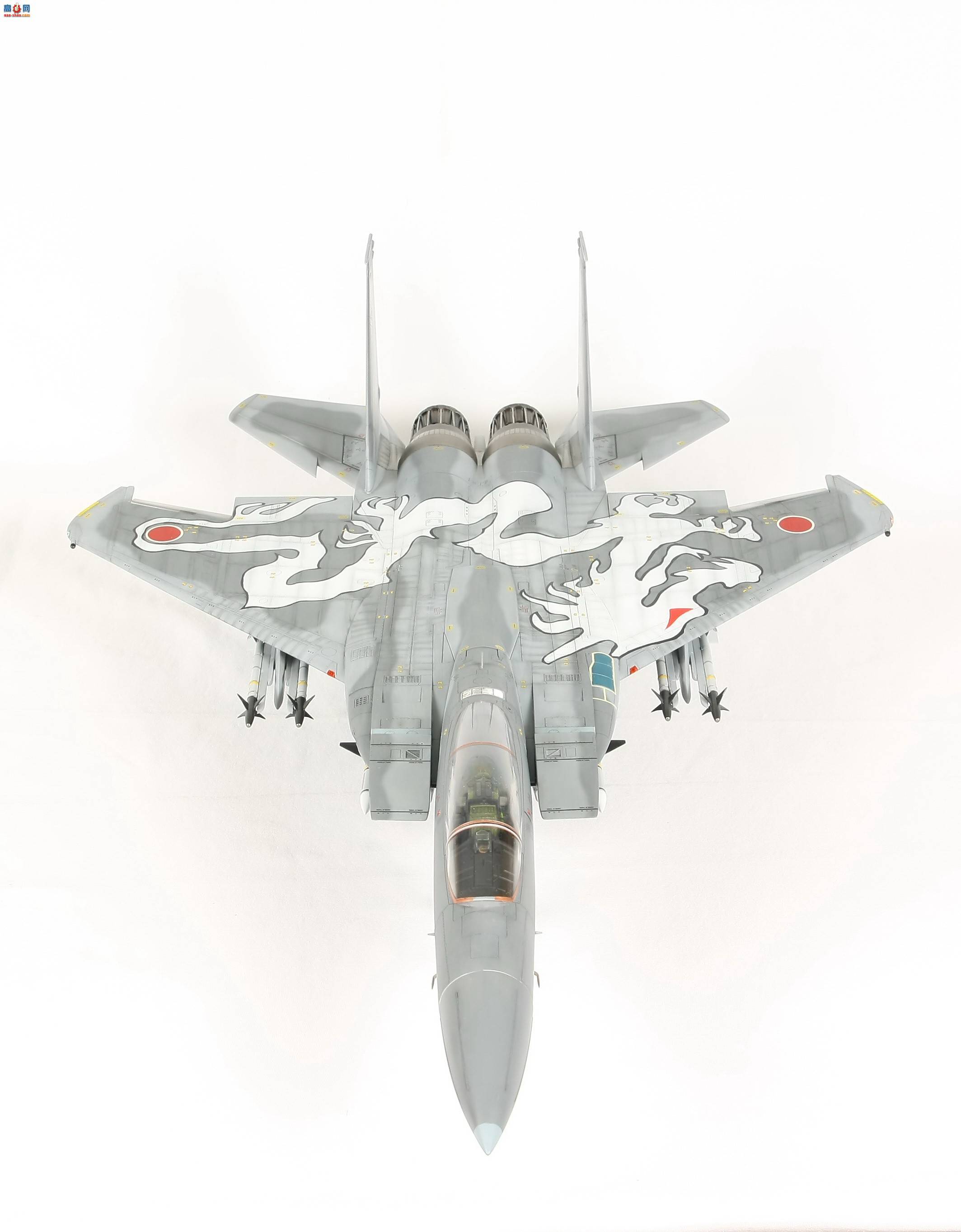 ﹬ 32 F-15J ս