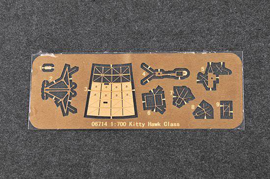 С���� 06714 ����������Сӥ���ź���ĸ��CV-63