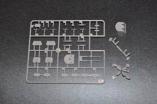 С���� 03705 �����������ս�н�BB-63