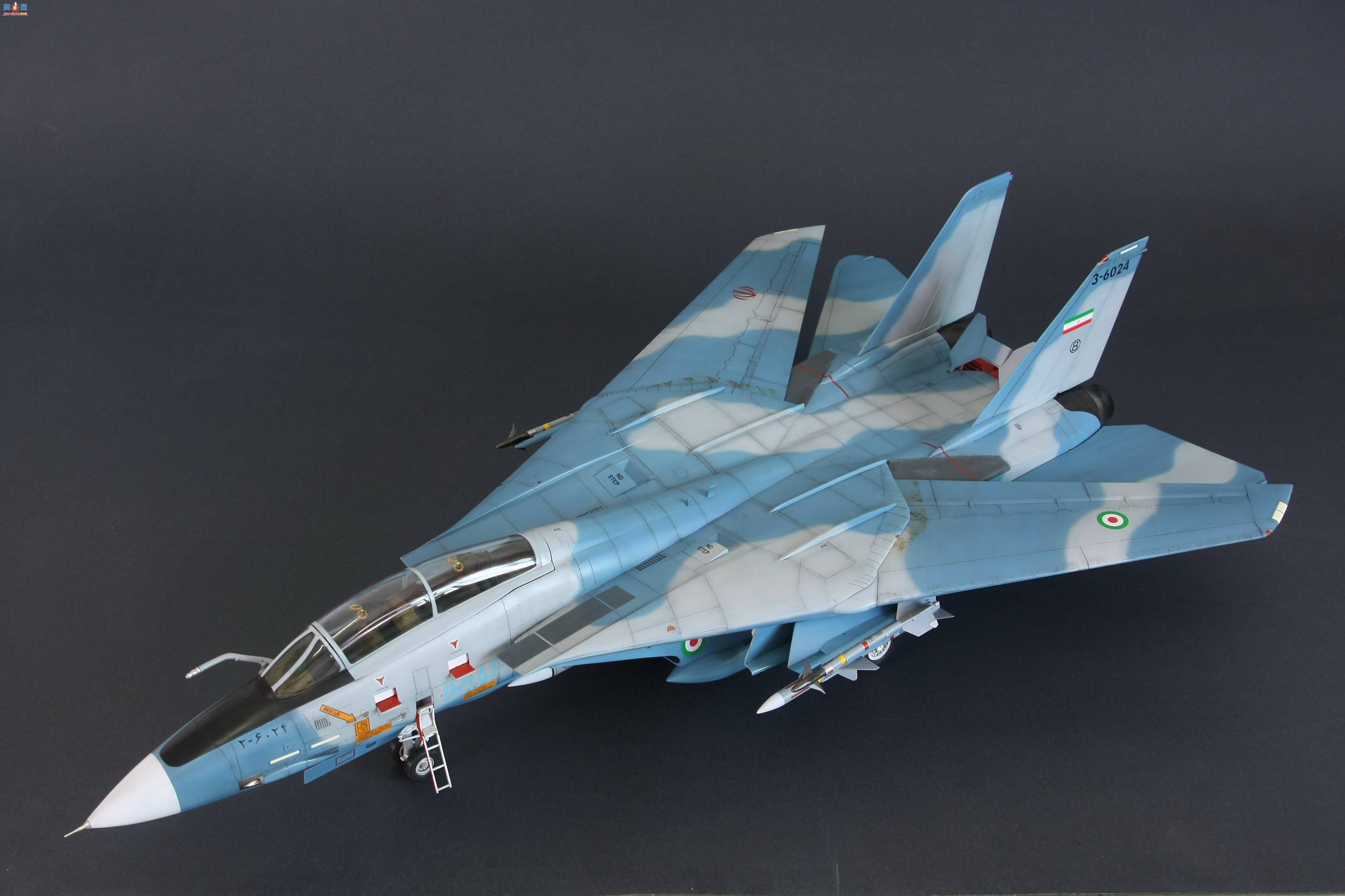 �﹬ 1��32 F-14A-G