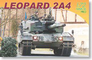 威龙(DRAGON) 1/72 军事战车模型封绘图鉴大全