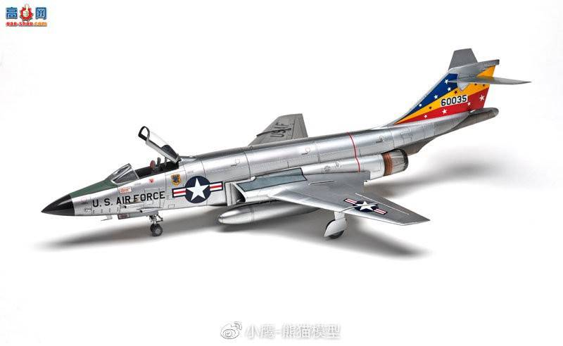 Kitty Hawk 1/48 F-101A Voodoo