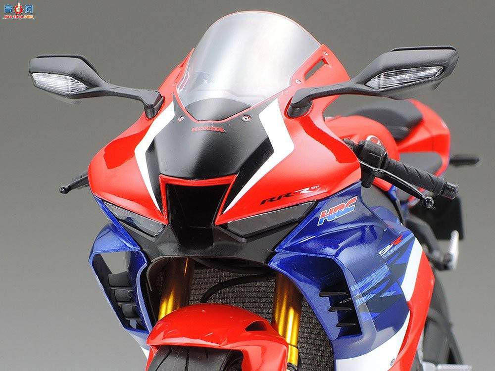 ﹬ Ħг 14138 CBR1000RR-R FIREBLADE SP