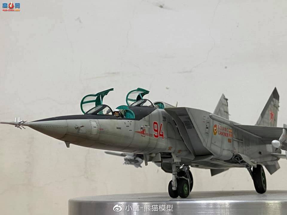 СӥģƷ KITTY HAWK 1/48 MiG-25PU