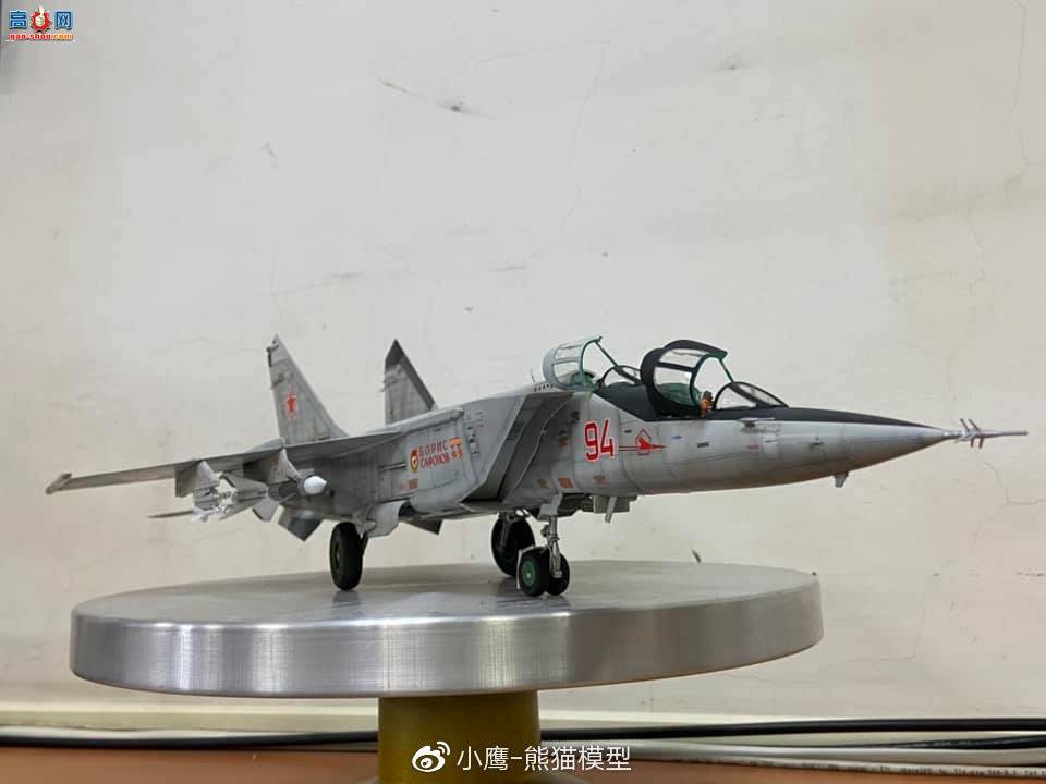 СӥģƷ KITTY HAWK 1/48 MiG-25PU