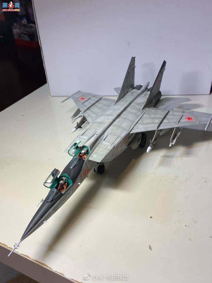 СӥģƷ KITTY HAWK 1/48 MiG-25PU