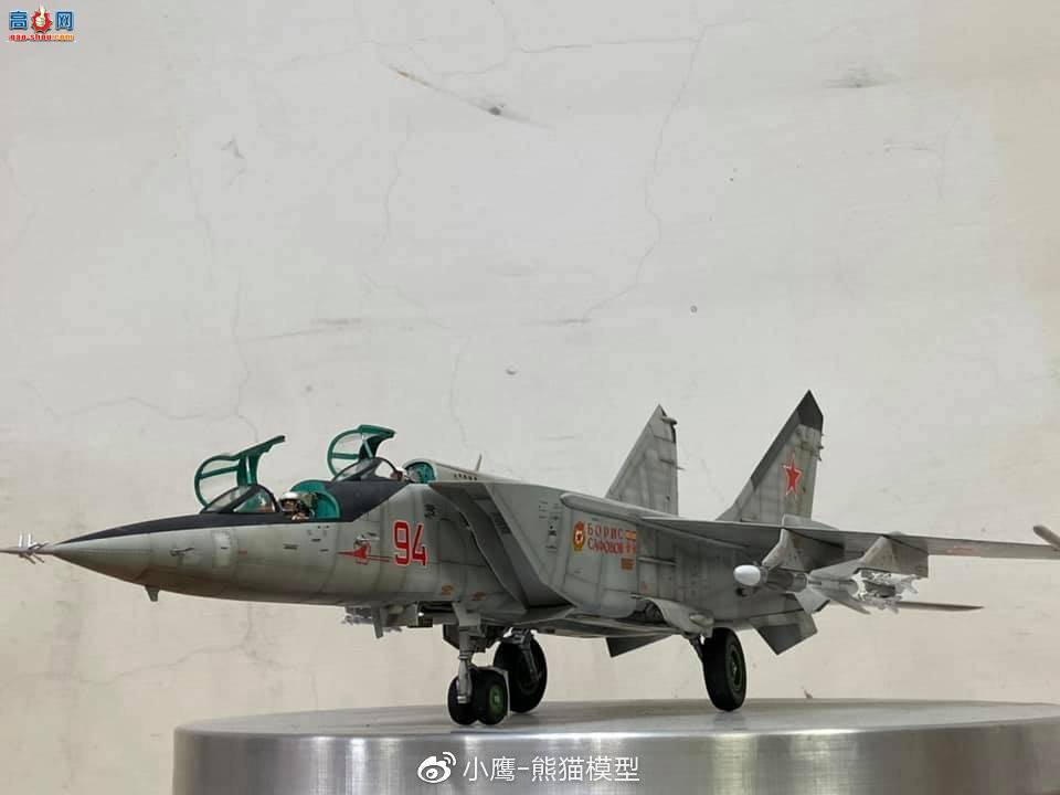 СӥģƷ KITTY HAWK 1/48 MiG-25PU