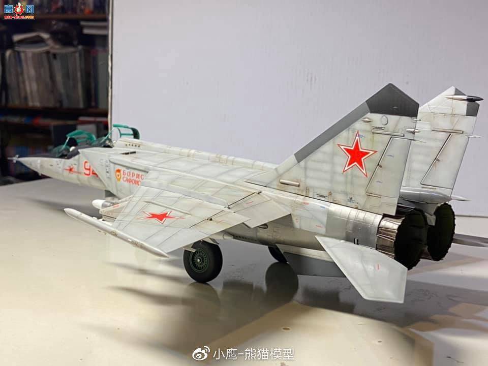 СӥģƷ KITTY HAWK 1/48 MiG-25PU