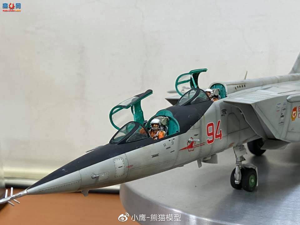 СӥģƷ KITTY HAWK 1/48 MiG-25PU