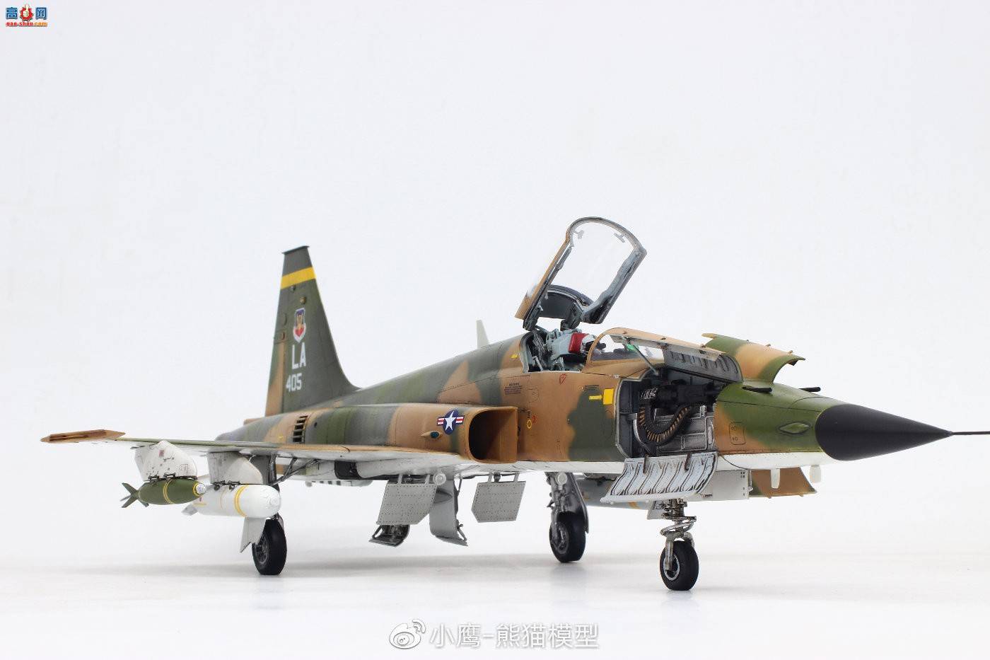 ��Сӥģ����Ʒ��Kitty Hawk 1/32 F-5