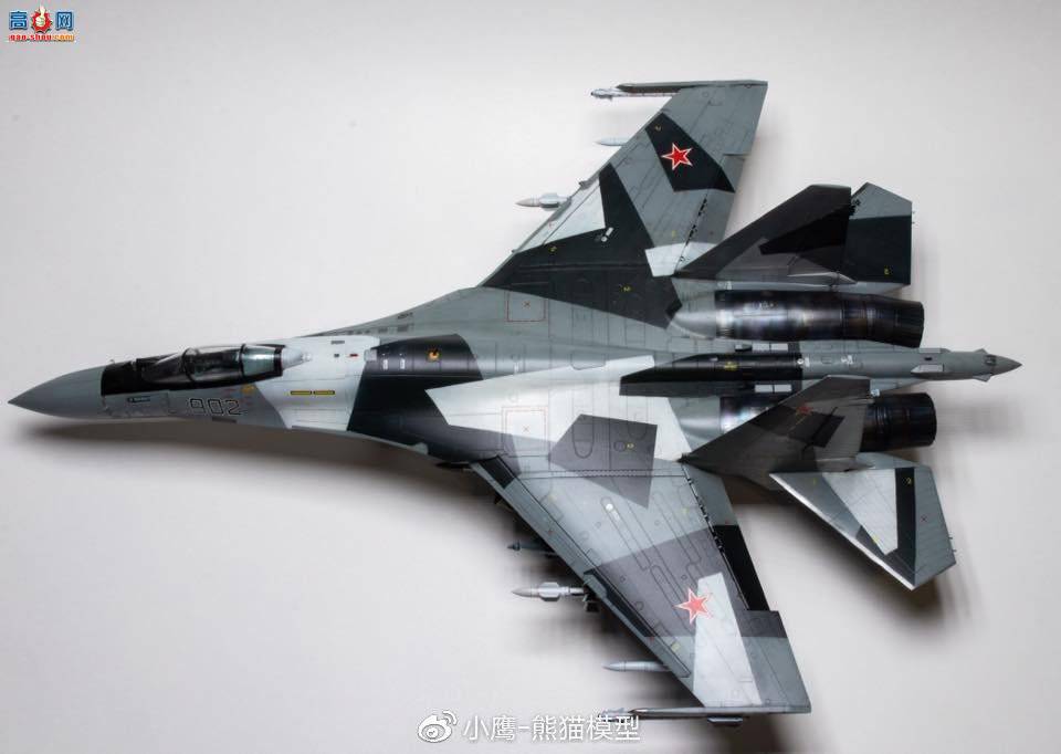 СӥƷKITTY HAWK 1/48 Su-35BM