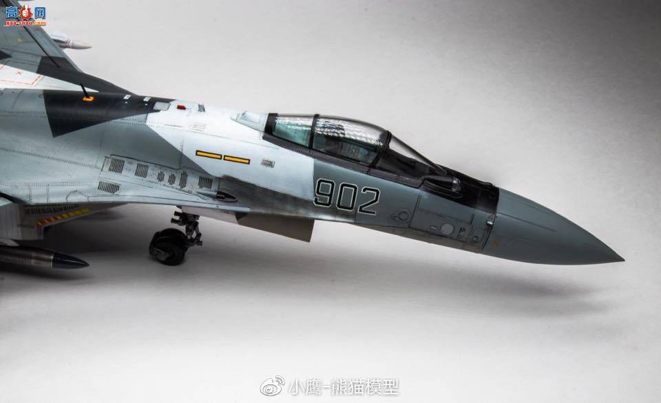 СӥƷKITTY HAWK 1/48 Su-35BM