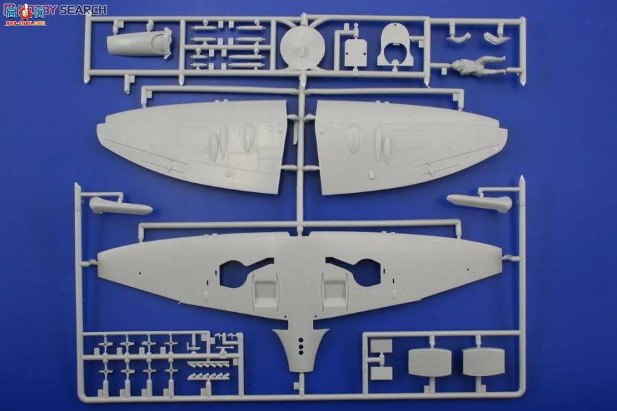 ţħ ս 1121 Spitfire Mk.22/Mk.24-