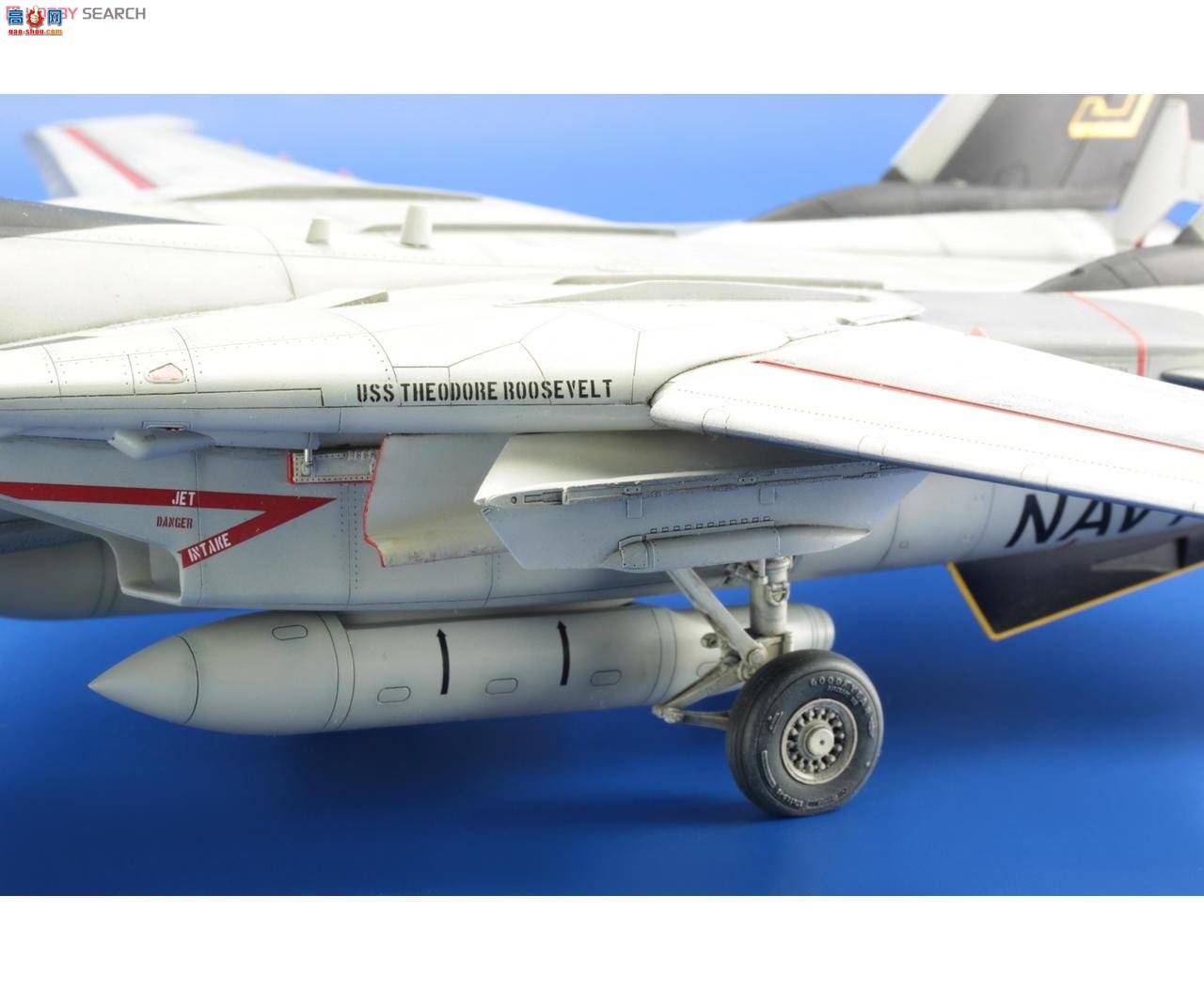 ţħ ս 1192 F-14 Σ