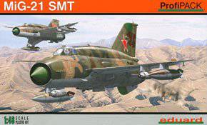 ţħ ս 8233 MiG-21SMT Profipack