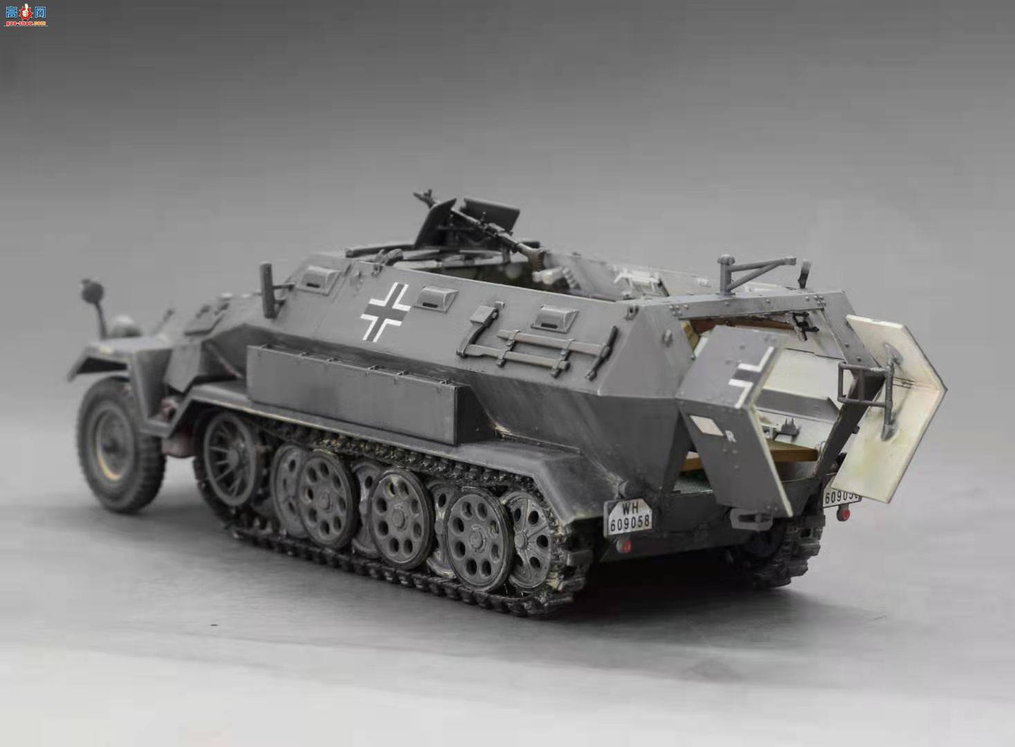 ICM �¹� Sd.Kfz.251 1/1 Ausf.A ���Ĵ���
