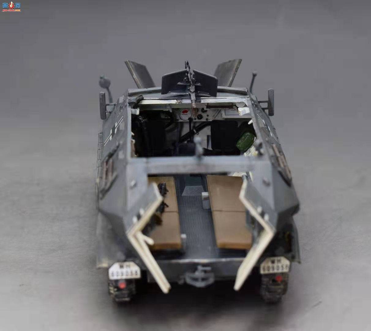 ICM �¹� Sd.Kfz.251 1/1 Ausf.A ���Ĵ���