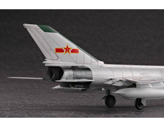 �¾�Ӣ�ۡ���ΰ����Զ�ĺ�����ʿ�����翪��С���ּ�8-2�ɻ�ģ��