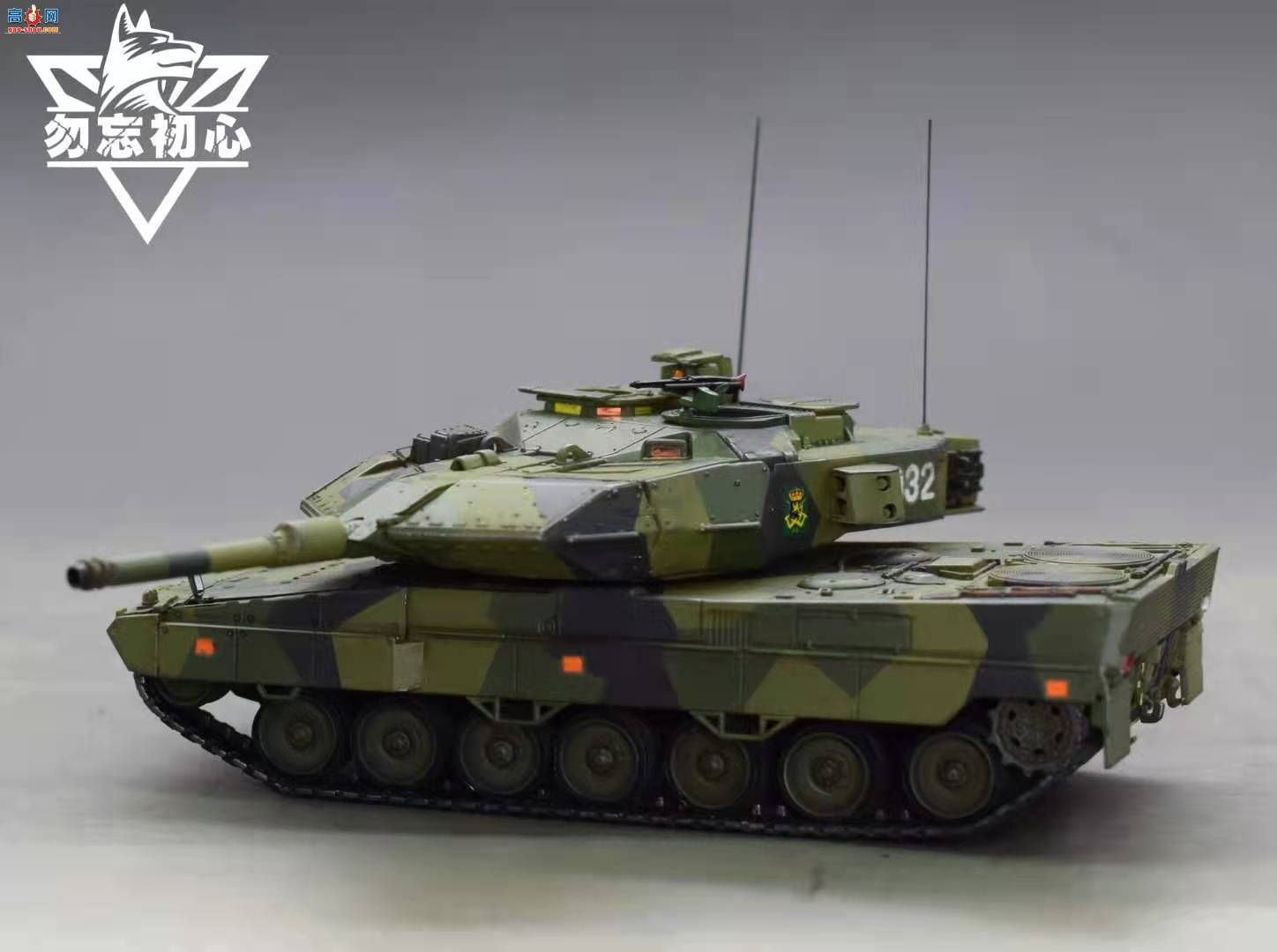  1/72 STRV-122ģ