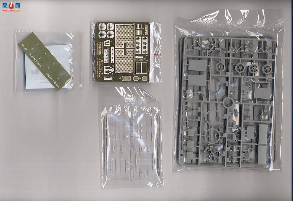 HobbyBoss ս�� 82408 M4����ǣ������155mm/8-in./240mm��