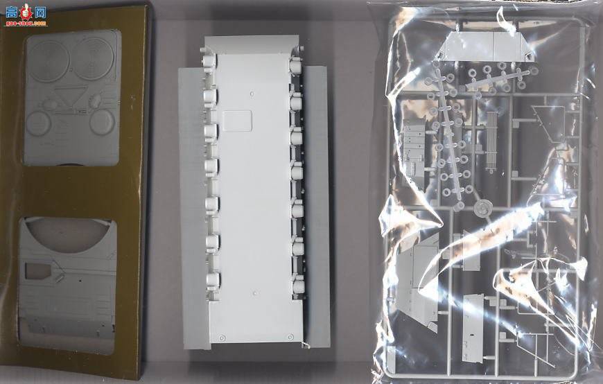 HobbyBoss ̹ 82423 2A5/A6NL