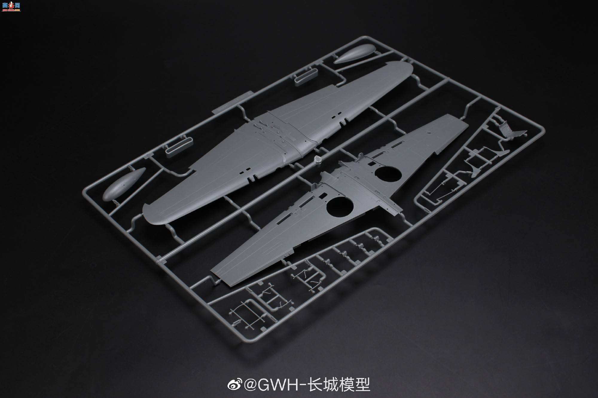 ��������Ʒ��L3201 1/32 �ܵ�˹����81-A2ս�������ɻ��ӡ�