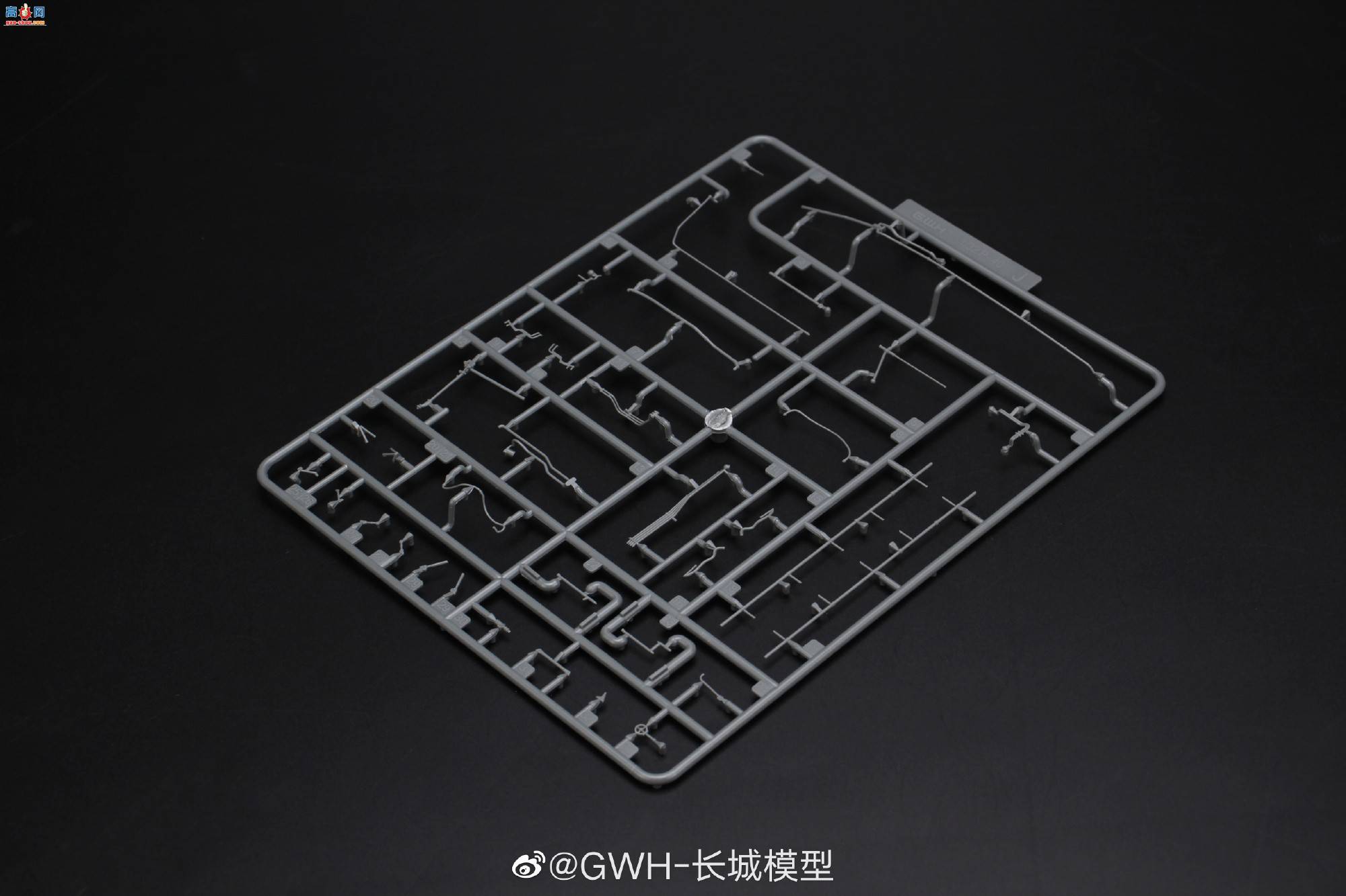 ��������Ʒ��L3201 1/32 �ܵ�˹����81-A2ս�������ɻ��ӡ�