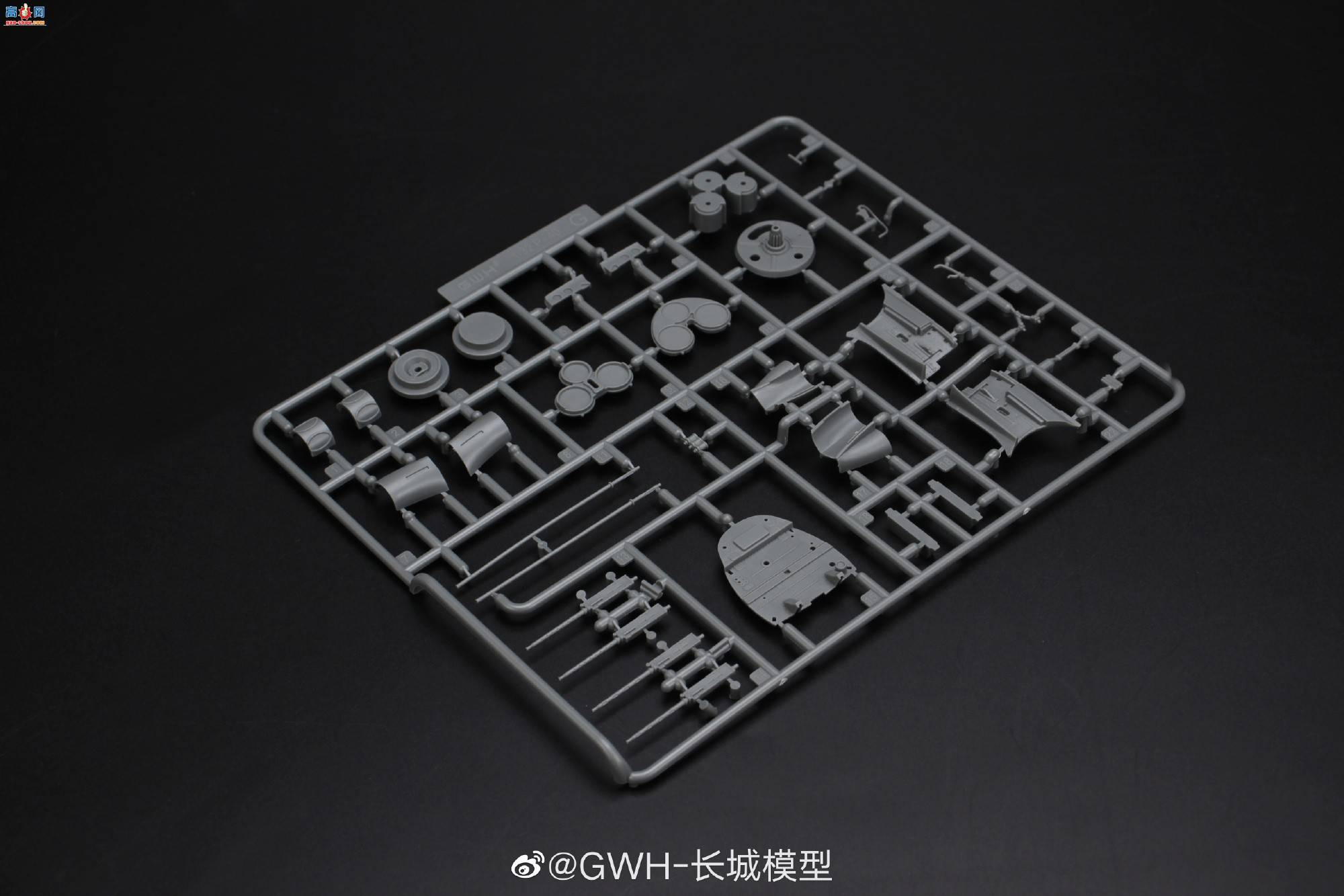 ��������Ʒ��L3201 1/32 �ܵ�˹����81-A2ս�������ɻ��ӡ�